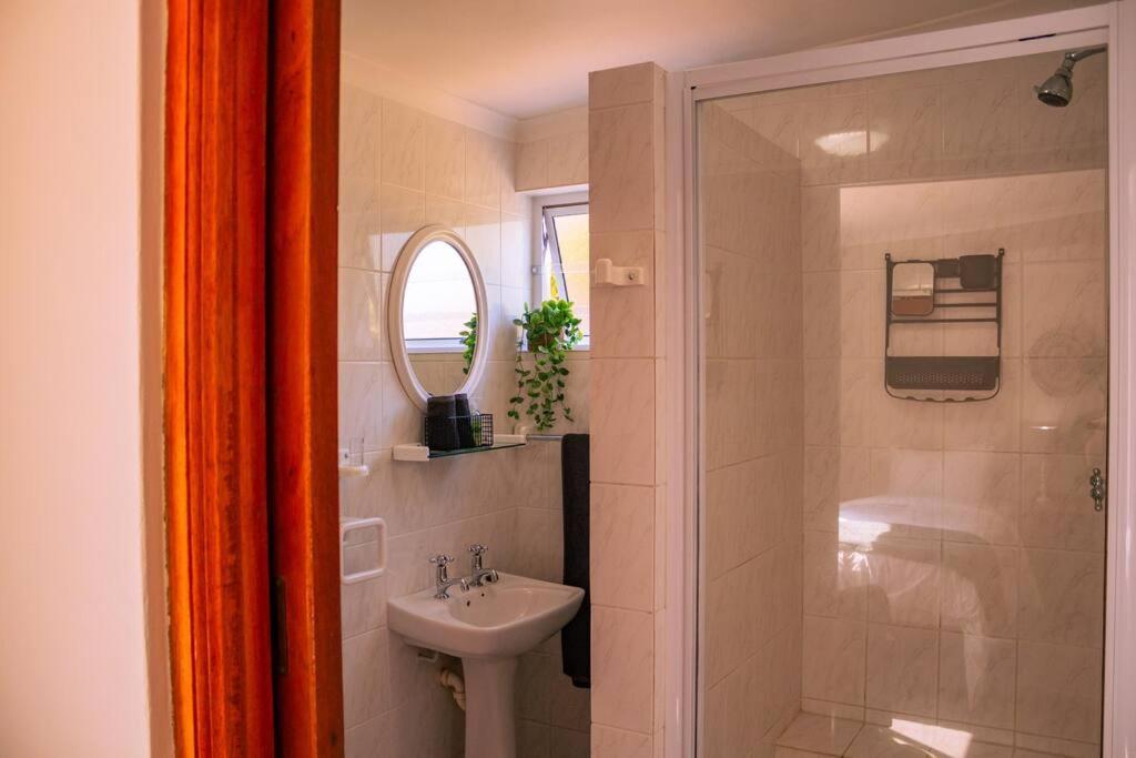 Seafront Family Getaway, Vermont Hermanus